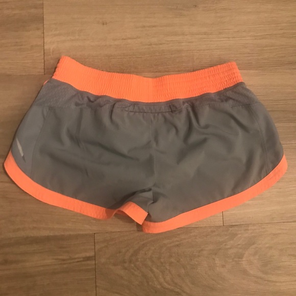 Champions Shorts - Picture 2 of 2